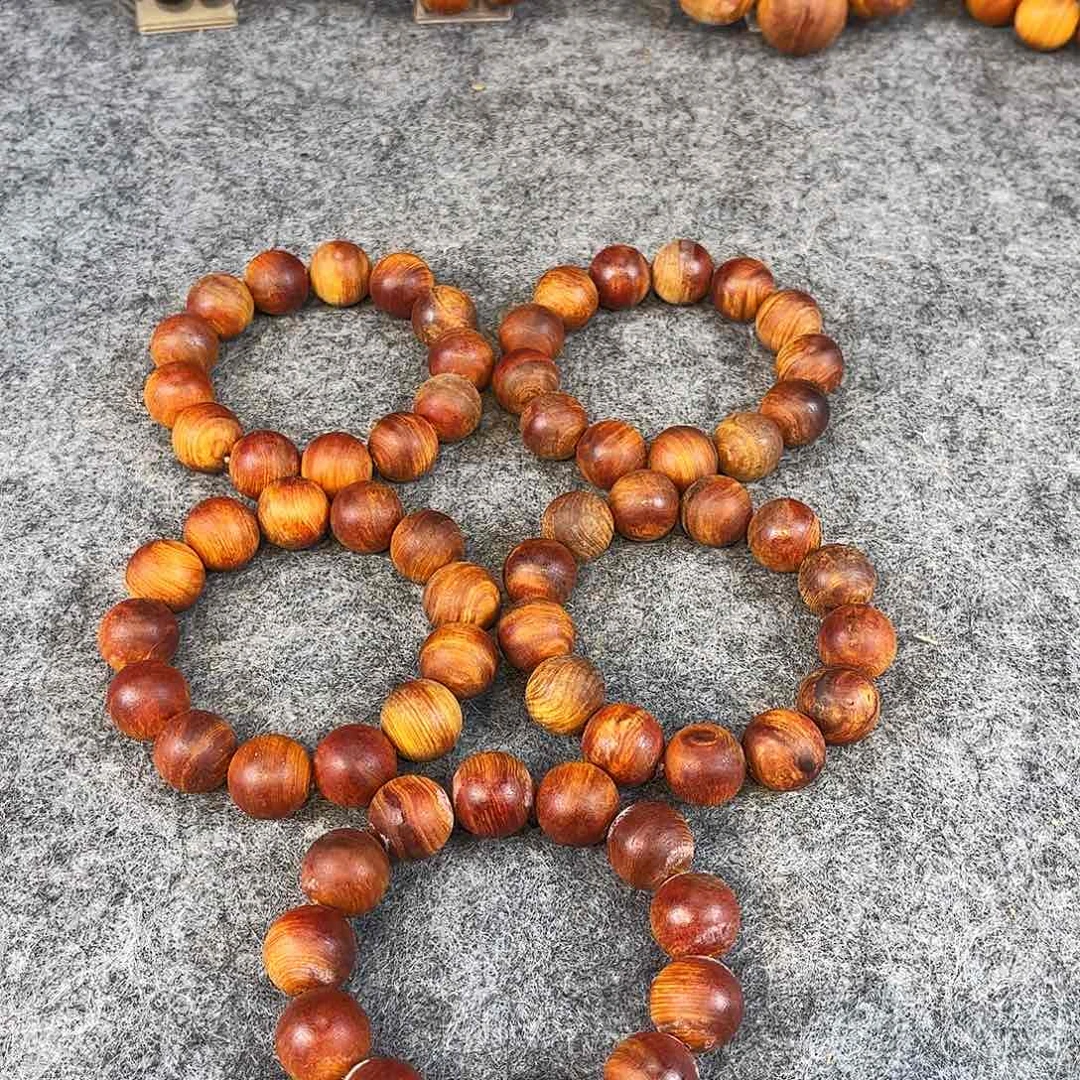 柏木（崖柏）沉水一档粗磨珠闻香