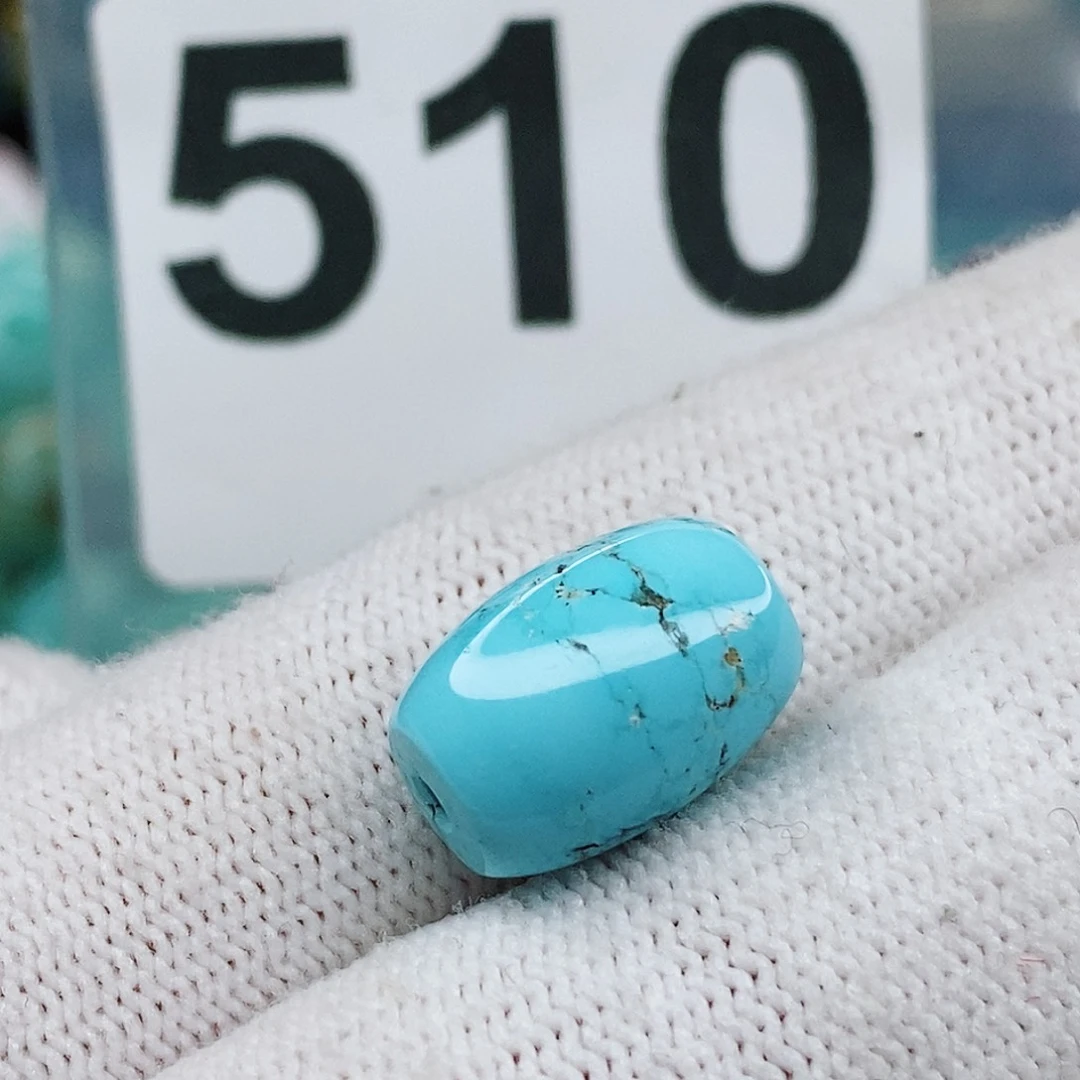 绿松石颈饰未镶嵌