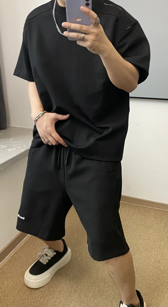 YZD【私订新品】潮流纯色休闲宽松拼接撞色短袖短裤套装男3505