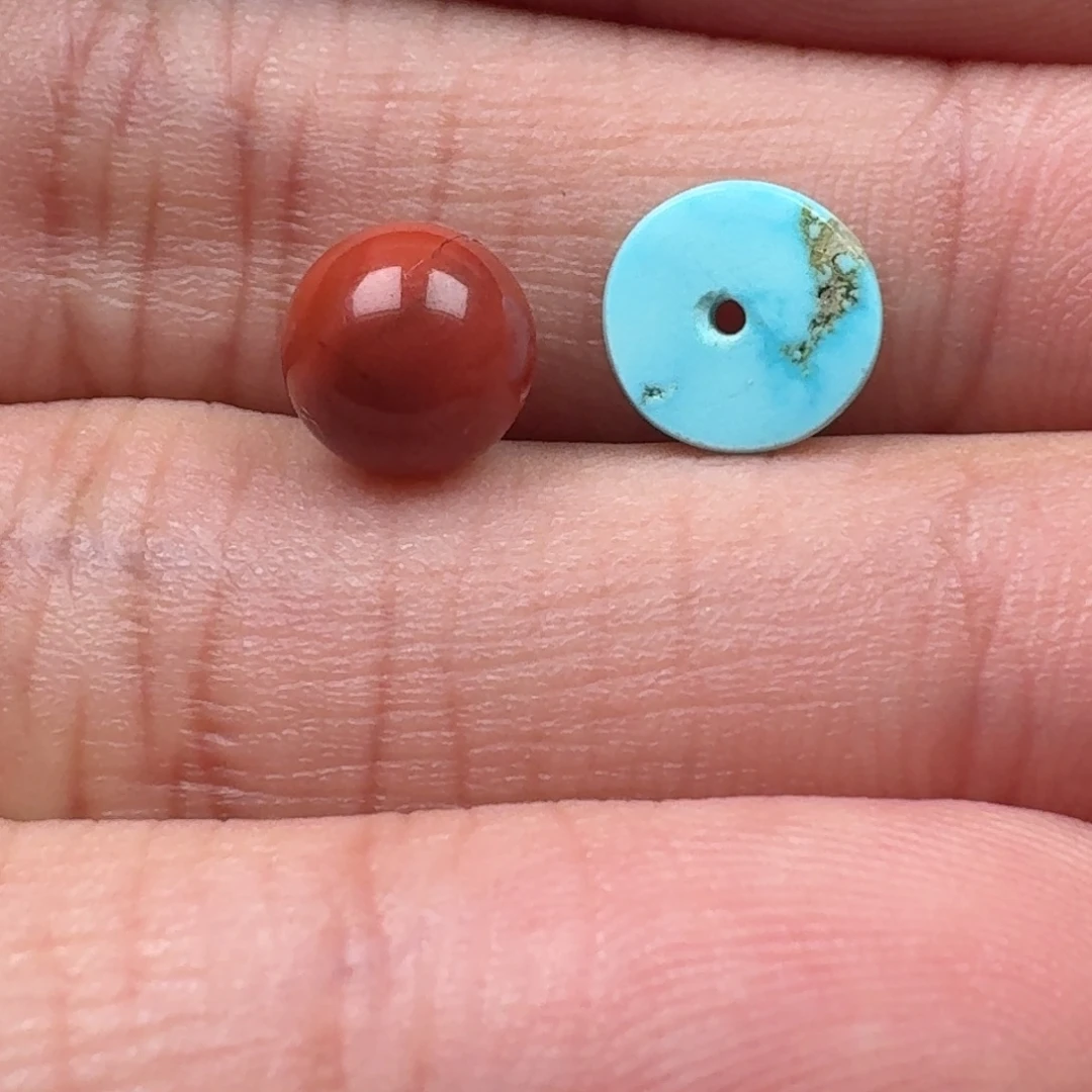 嘉****南红玛瑙未镶嵌珠宝半成品