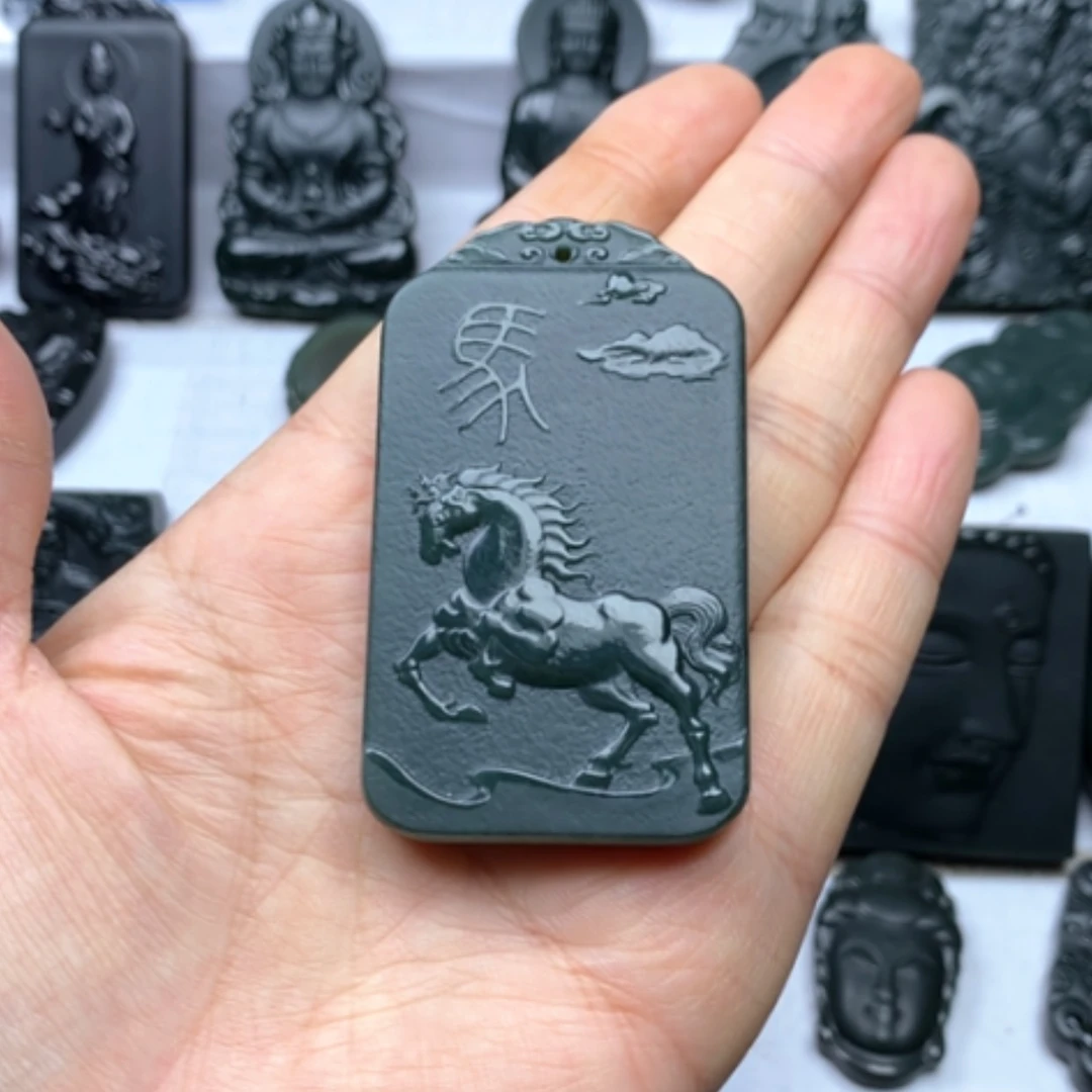 【闪购商品】和田玉颈饰未镶嵌双面雕刻