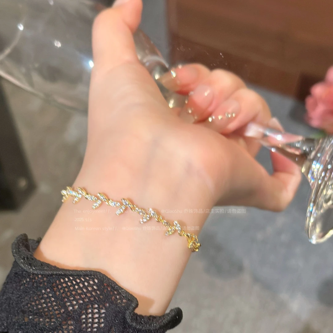 铜合金合成锆石手链 B066 轻奢小众时尚满钻树叶手链精致气质百搭