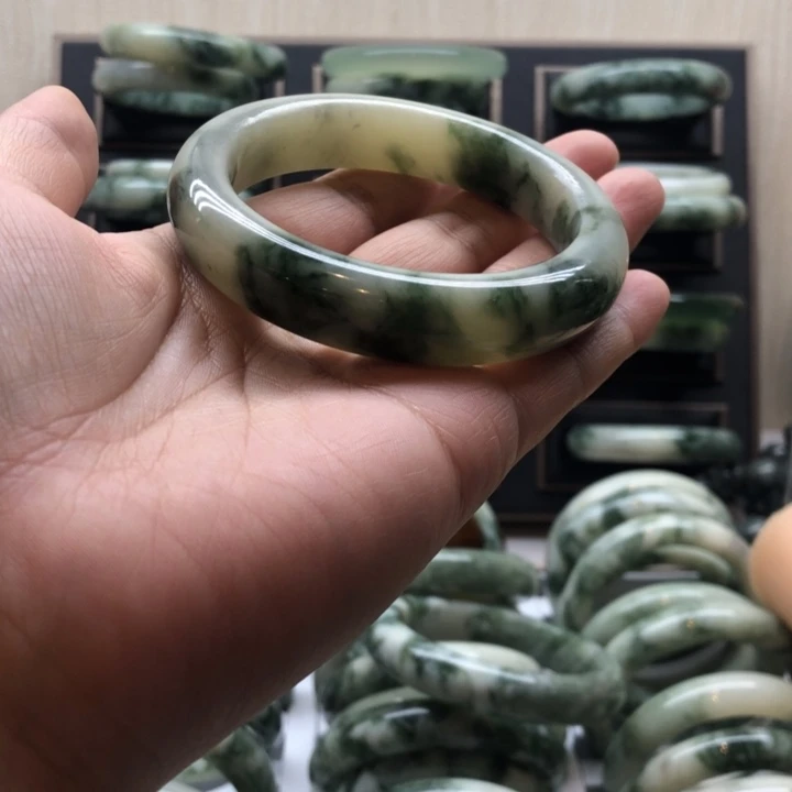 岫玉未镶嵌手镯岫玉手镯手工