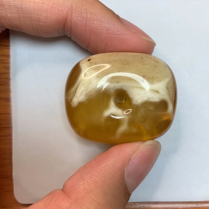 【闪购商品】琥珀珠宝奇石未镶嵌12.3克瑕疵品金白藏扣