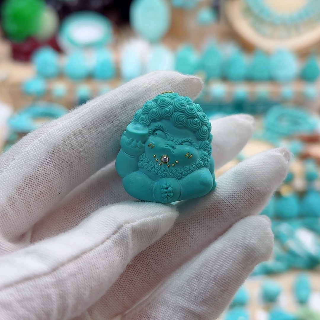 绿松石未镶嵌珠宝奇石