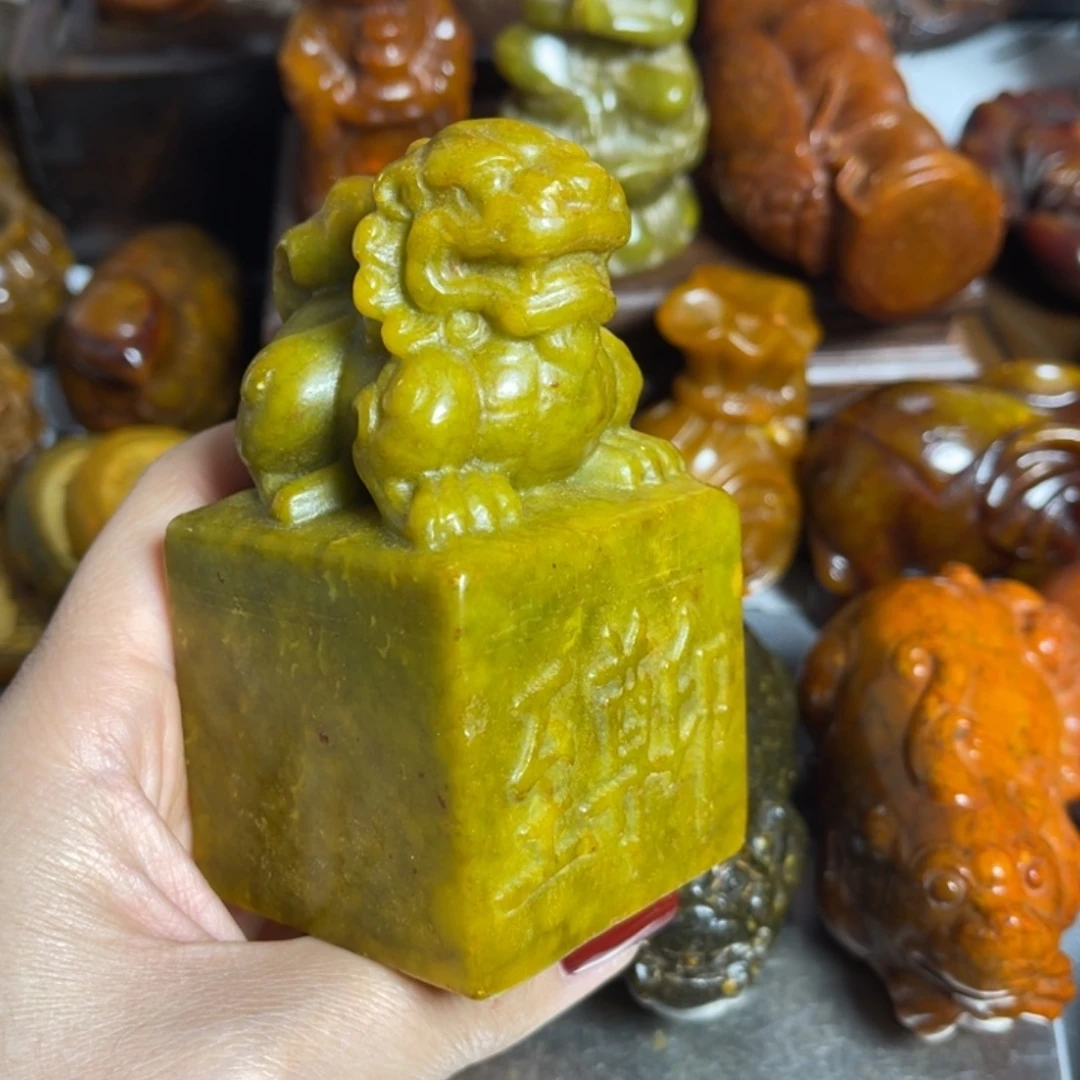 蛇纹石玉合金颈饰