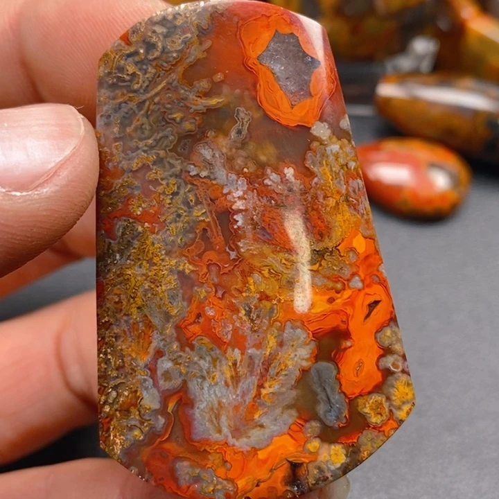 玛瑙/玉髓颈饰未镶嵌一**猫