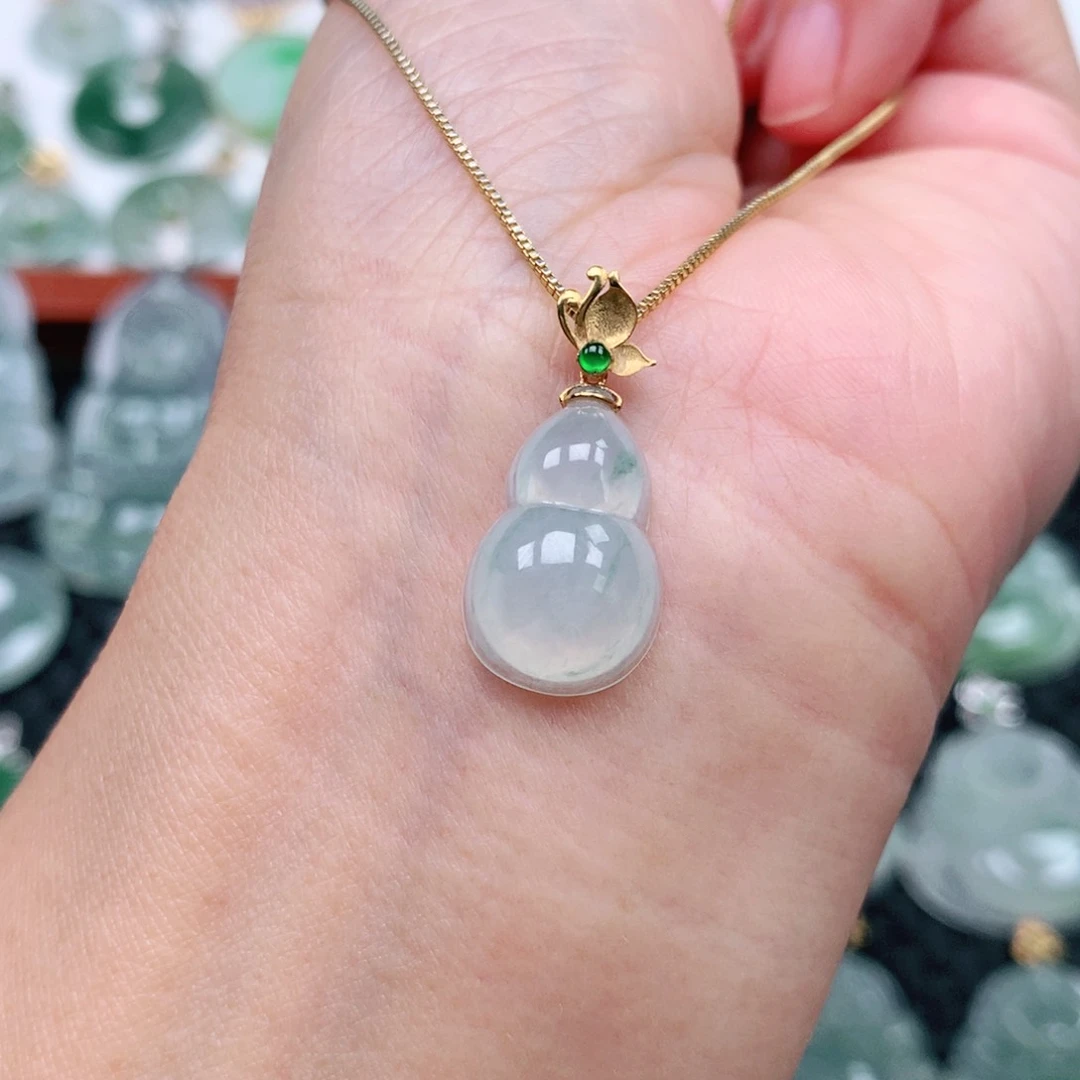 翡翠吊坠(不含链)18K金镶嵌