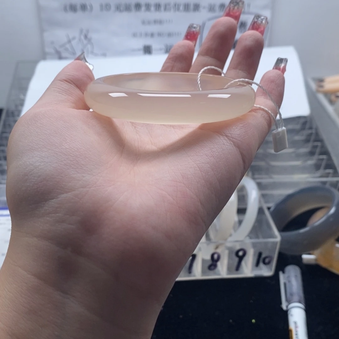 名***玛瑙/玉髓未镶嵌手镯