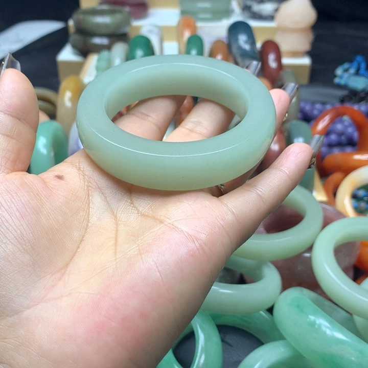 未镶嵌手镯石英质玉遇*欢
