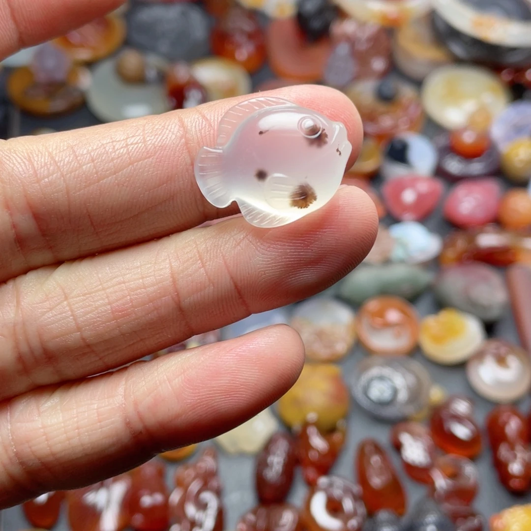 玛瑙/玉髓未镶嵌颈饰