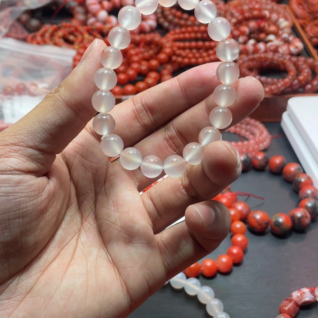 南红玛瑙手链未镶嵌