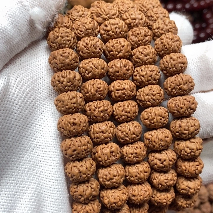 一***哥吊坠金刚菩提树王