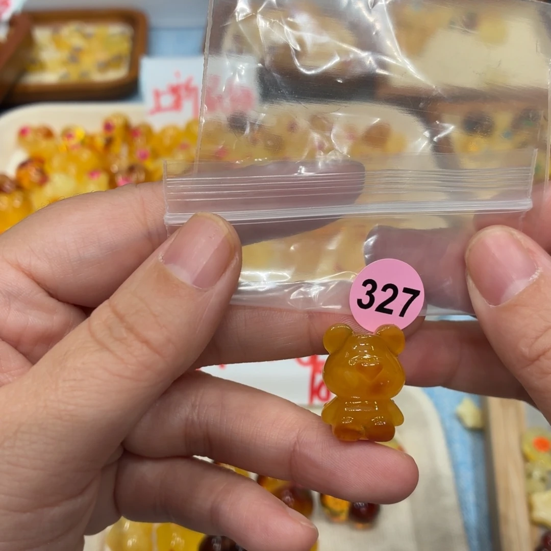 琥珀未镶嵌珠宝奇石