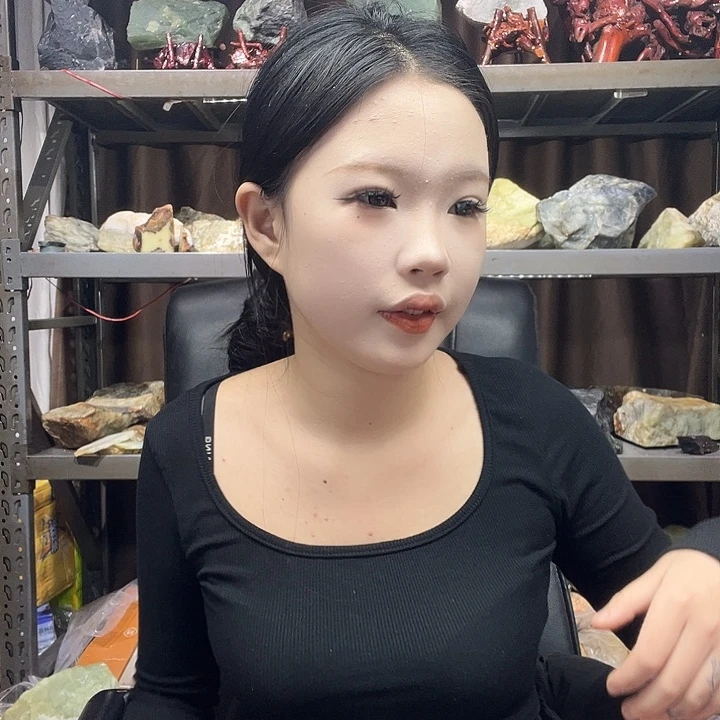 总***裁蛇纹石玉未镶嵌珠宝奇石14