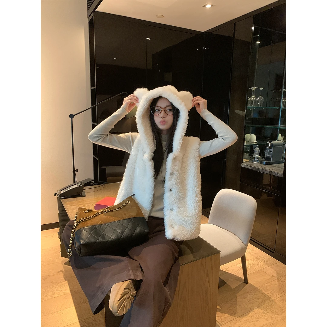 宋正恩杏色连帽马甲背心外套女秋冬新款修身坎肩百搭短款毛毛上衣