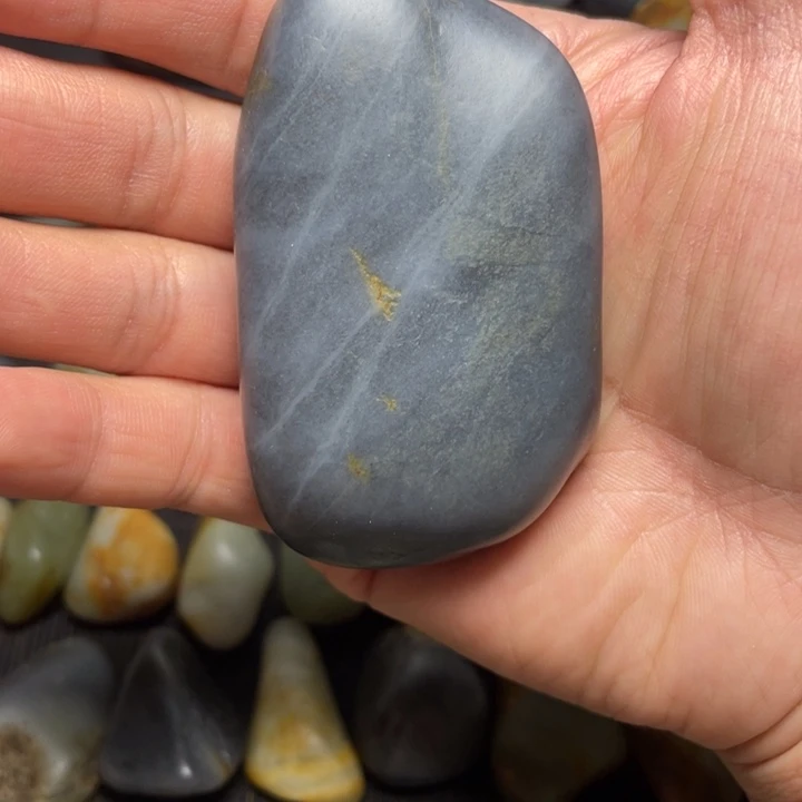 和田玉未镶嵌把件22