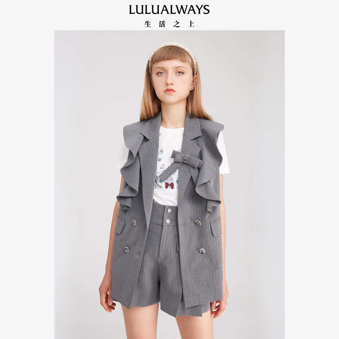 【小呆鸟专属】LULUALWAYS新款灰色波浪型领口装饰条纹设计感马甲