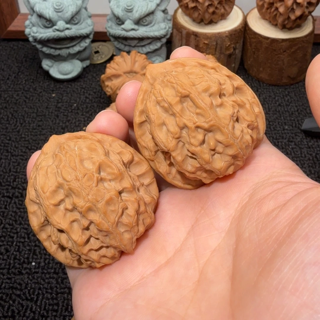 文玩核桃吊坠39全品梨木台