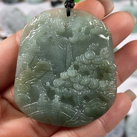 翡翠颈饰未镶嵌山水牌福利