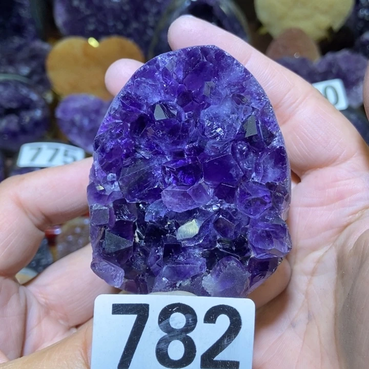 紫晶大型摆件（非配饰）未镶嵌