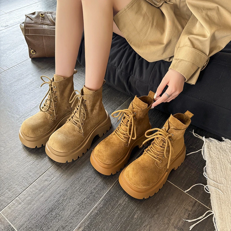 磨砂软底松糕厚底马丁靴女2025年新款小个子增高百搭短筒时装靴