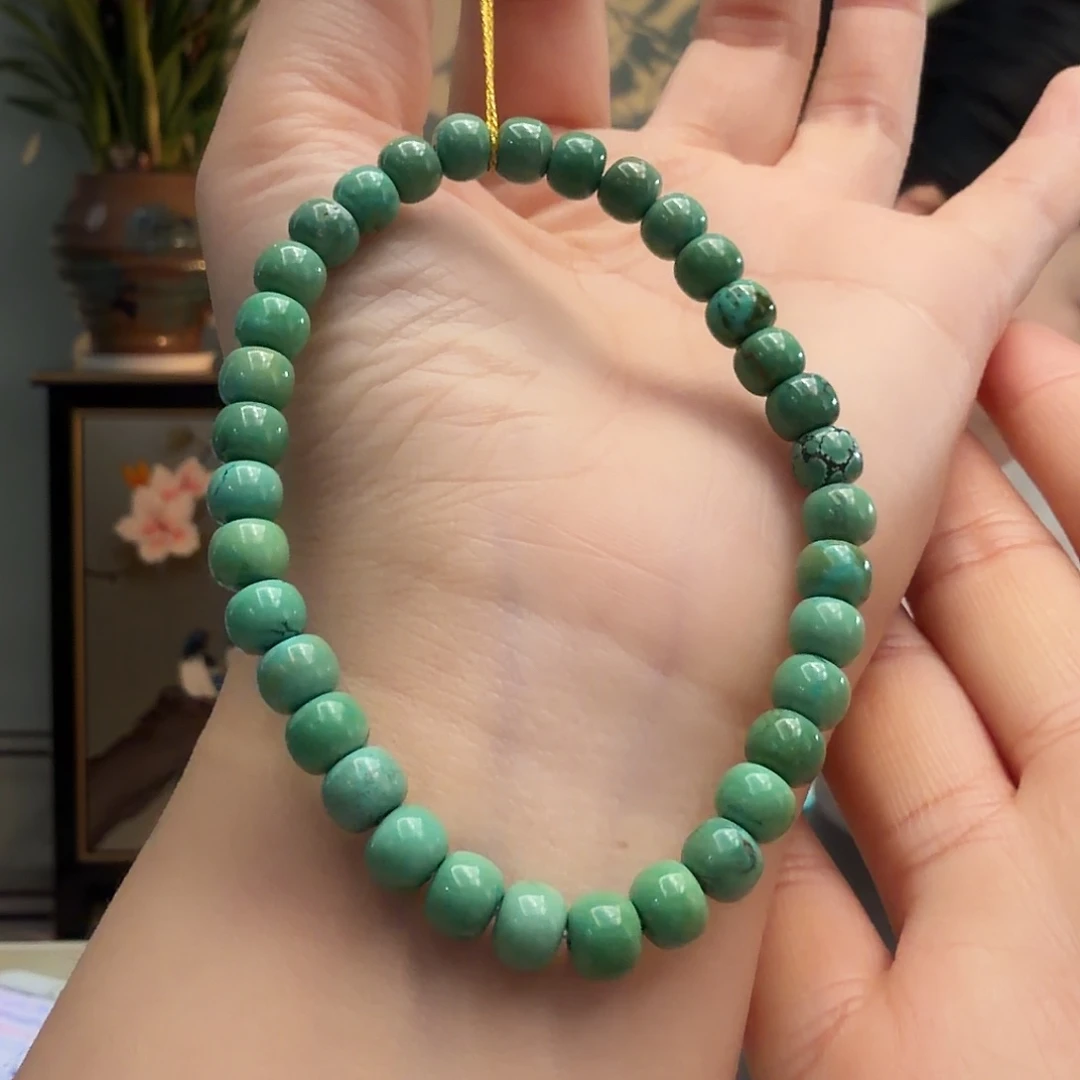 绿松石未镶嵌颈饰