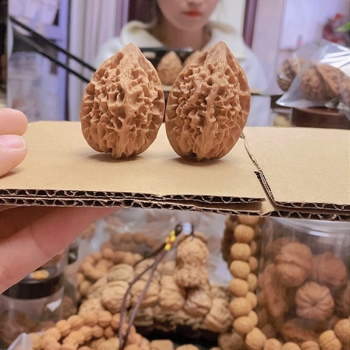 【闪购商品】文玩核桃把件36老鼠高差尺