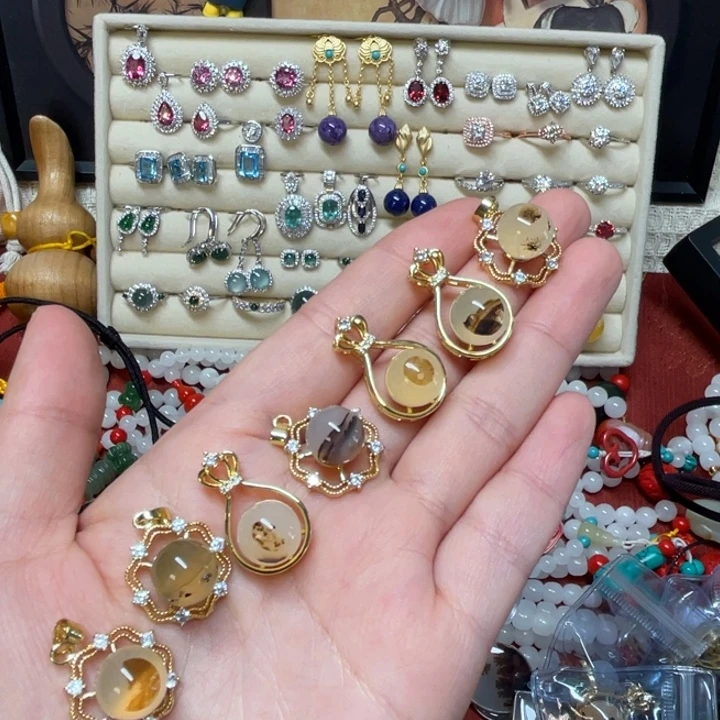 玛瑙/玉髓合金颈饰