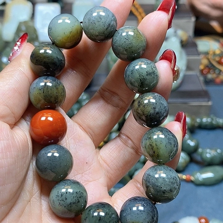 和田玉手串未镶嵌