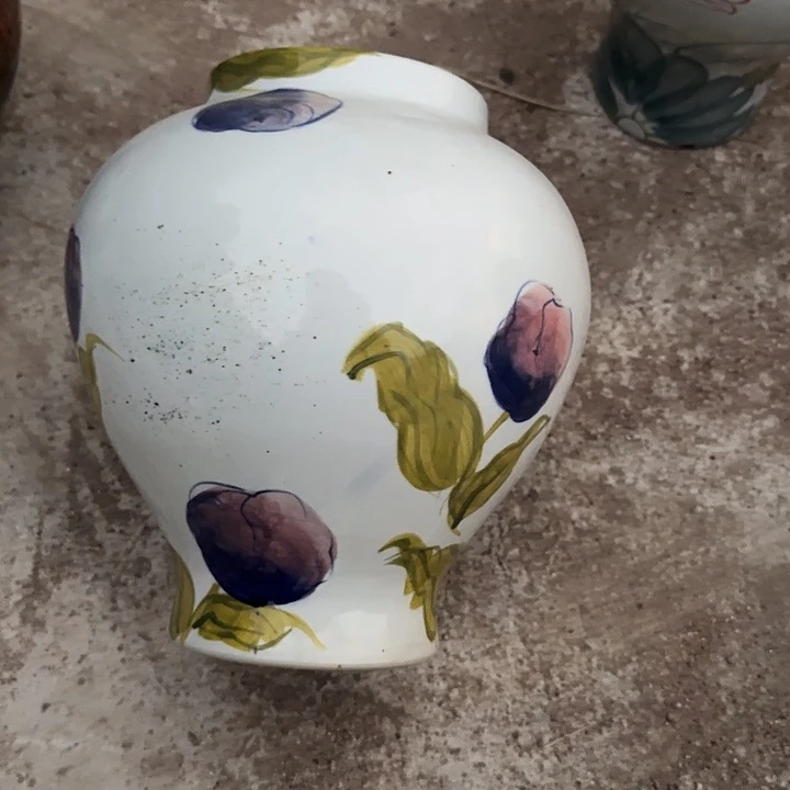 微瑕景德镇手工花瓶