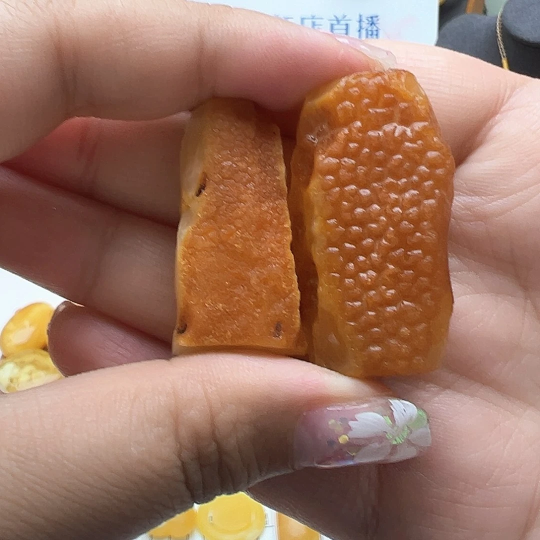 定制琥珀未镶嵌打磨定制