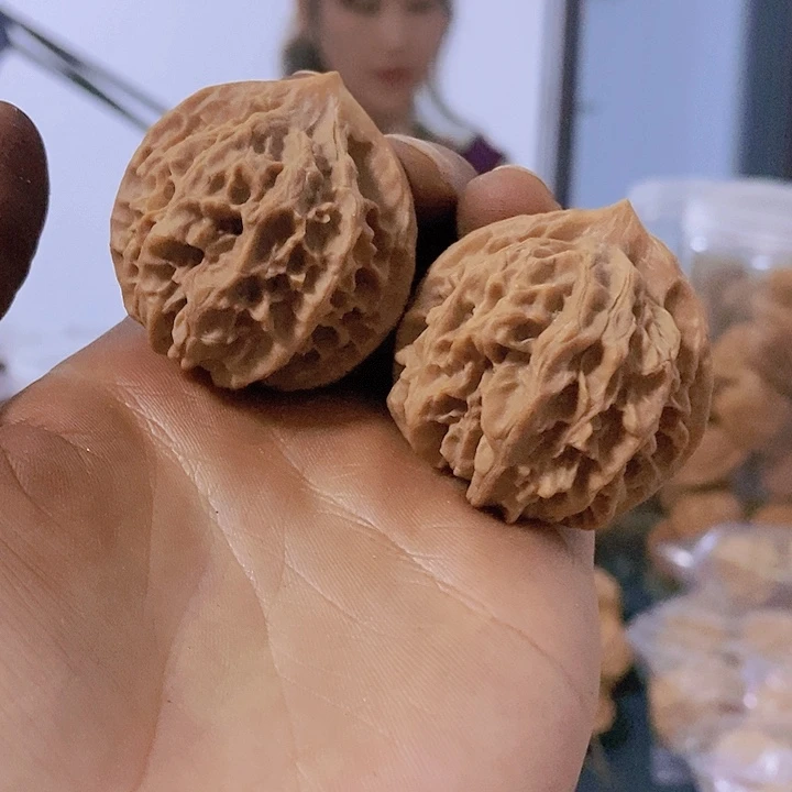 【闪购商品】把件文玩核桃40血灯笼