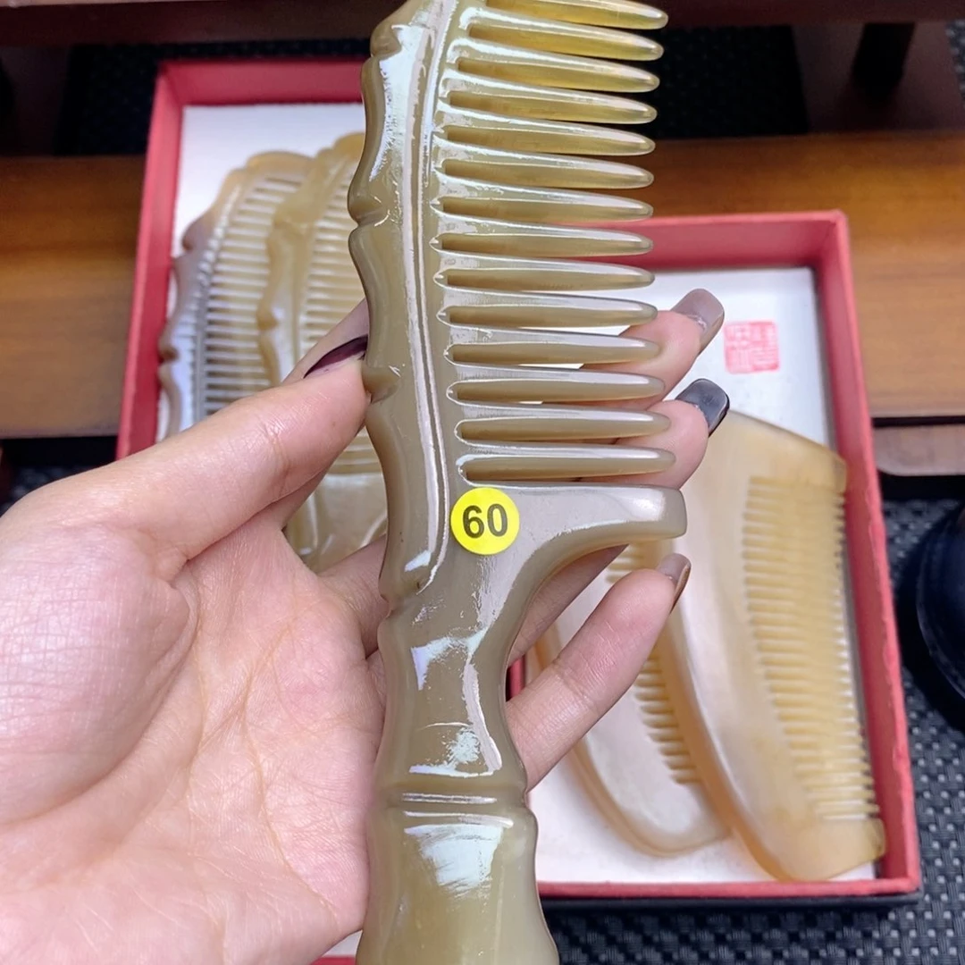 纯手工制作纯牛角梳子幻**生