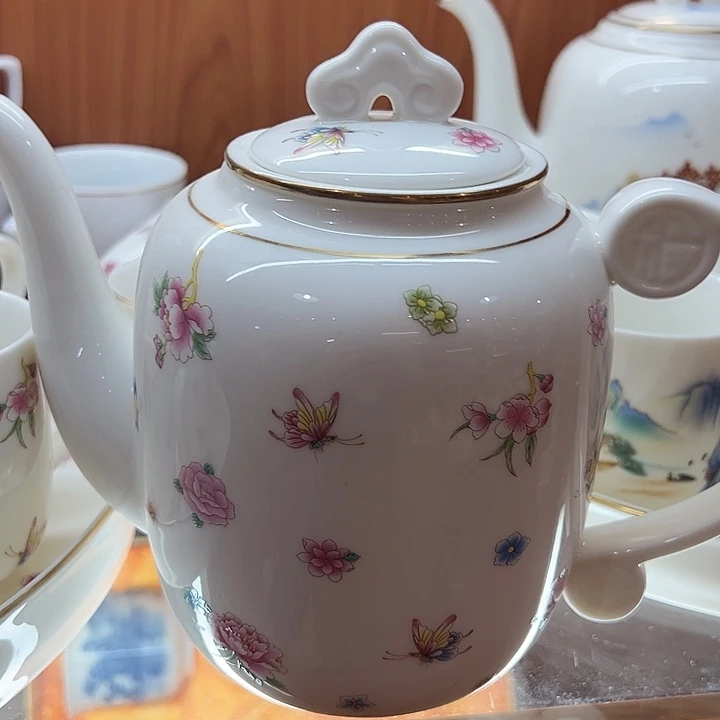 陶瓷茶壶哈哈哈哈哈