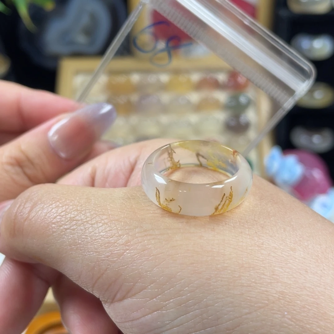 玛瑙/玉髓未镶嵌戒指68号港码23直径20（非质量问题.不退不换）