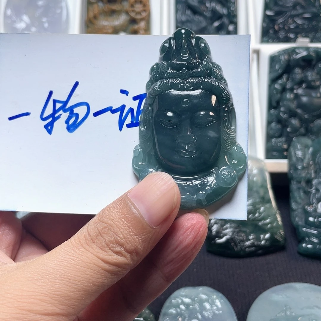 翡翠挂件未镶嵌观音头
