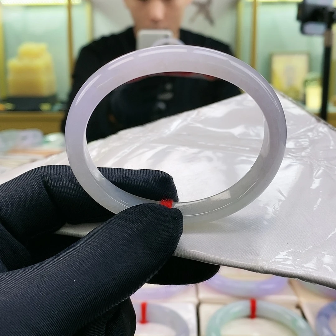 【闪购商品】未镶嵌手镯翡翠贵妃