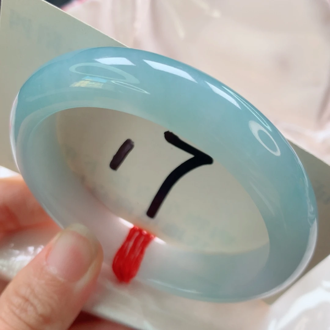 未镶嵌手镯翡翠天空蓝半山水