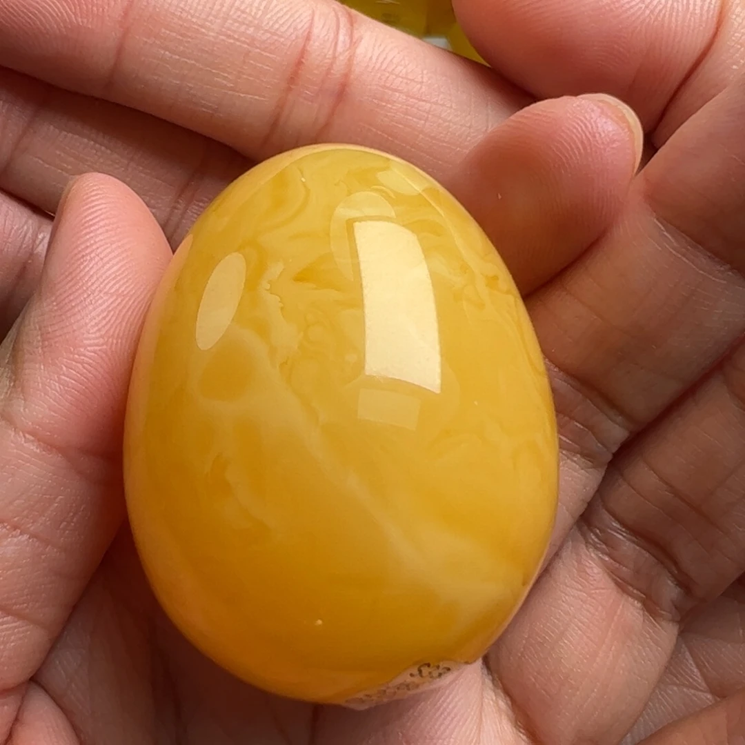 蜜蜡吊坠(不含链)未镶嵌无烤色无优化无补胶无煮蜜无辐照