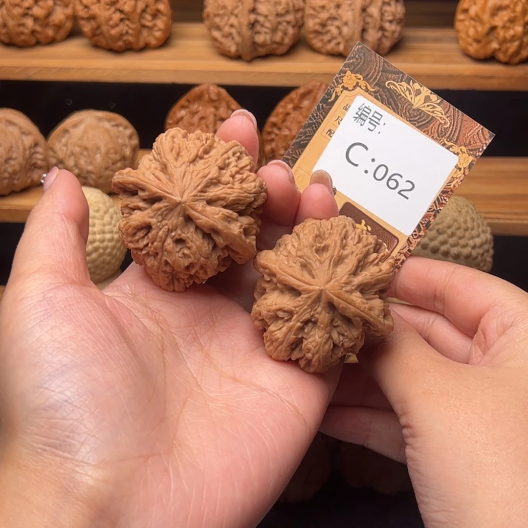 核桃c062粗筋4.5+全品
