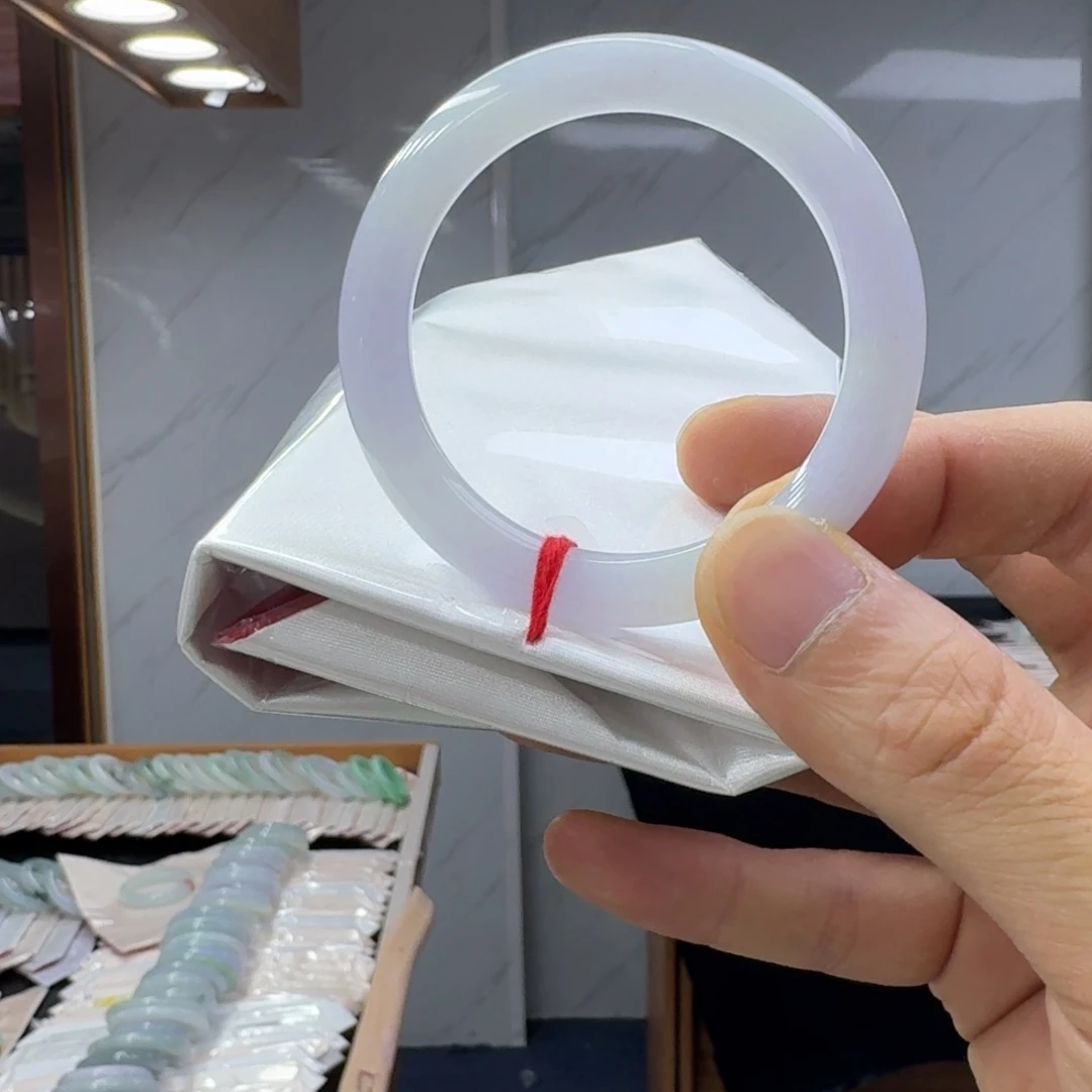 翡翠未镶嵌手镯翡翠