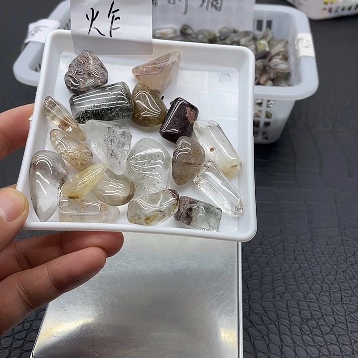水晶未镶嵌珠宝半成品18