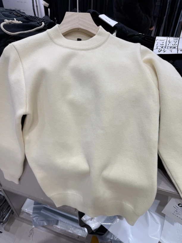 中领加绒毛衣杏色