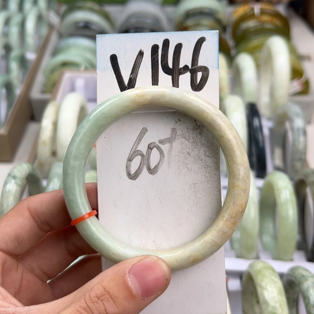 岫玉手镯未镶嵌天然岫玉