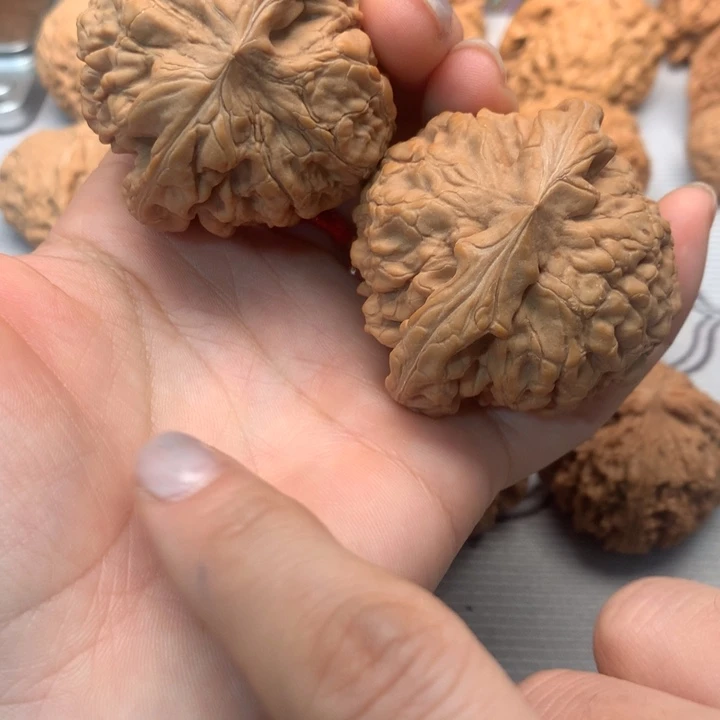 把件文玩核桃全品龙鼎51