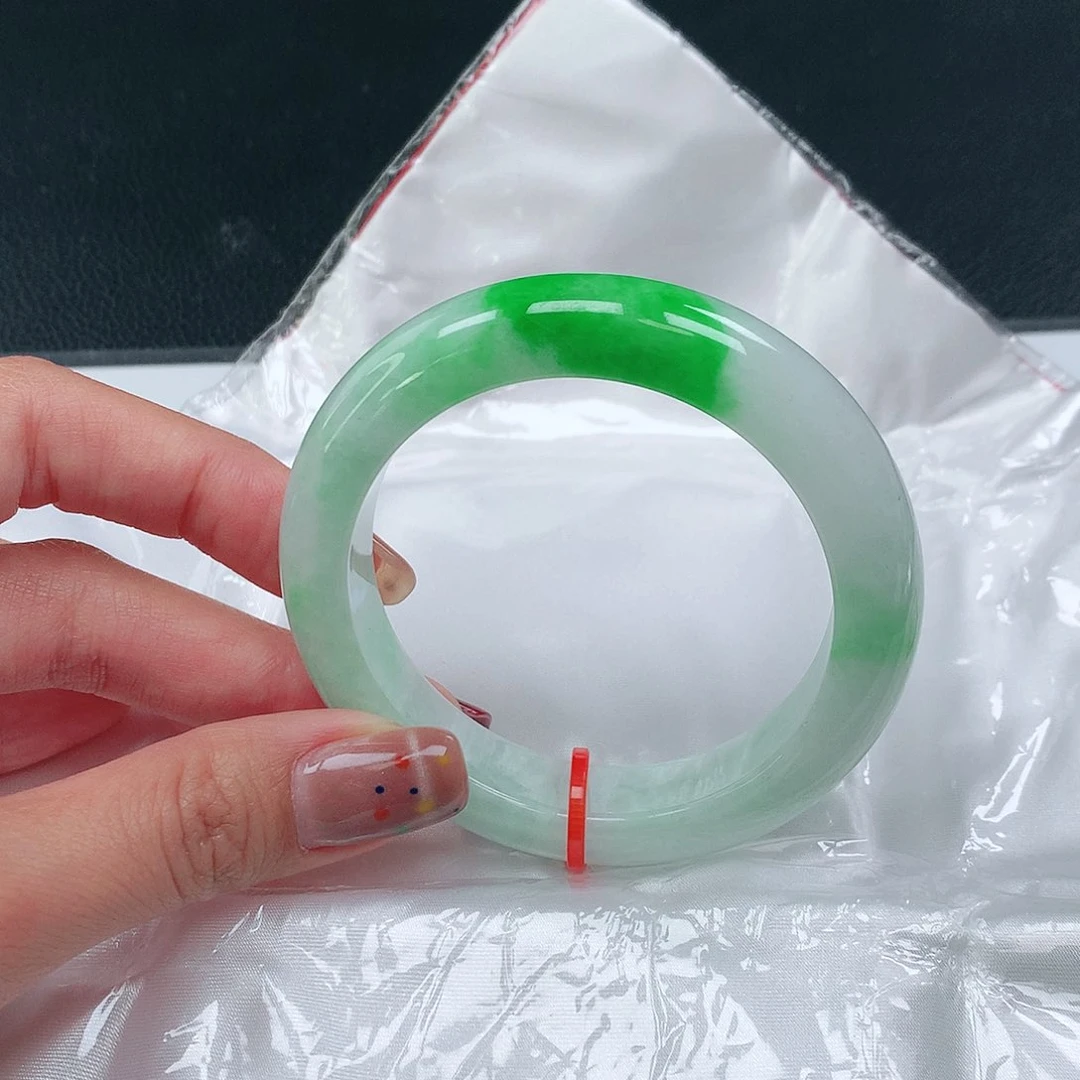 未镶嵌手镯翡翠812