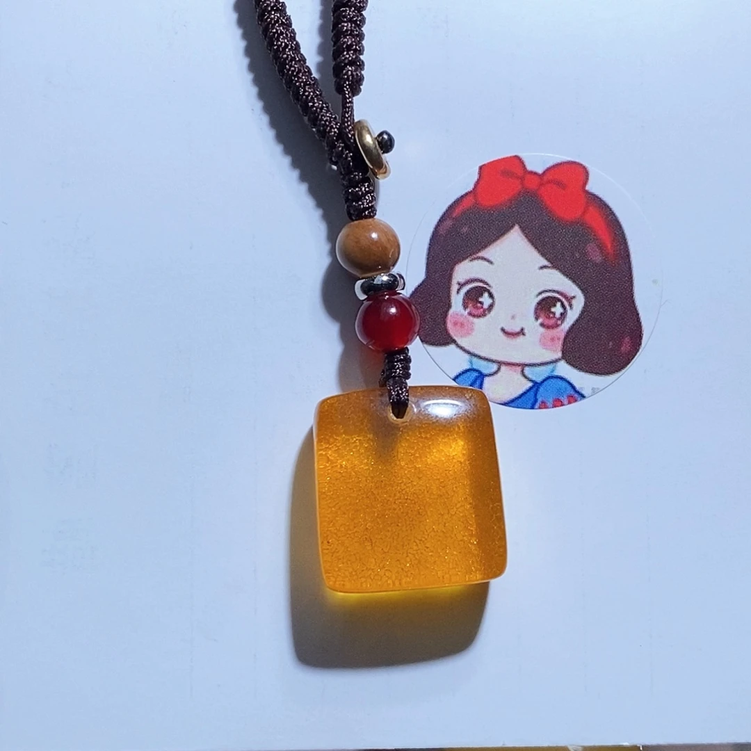 未镶嵌琥珀珠宝奇石