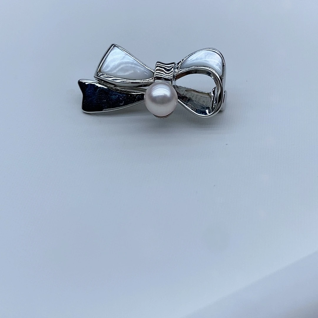 海水珍珠胸饰未镶嵌