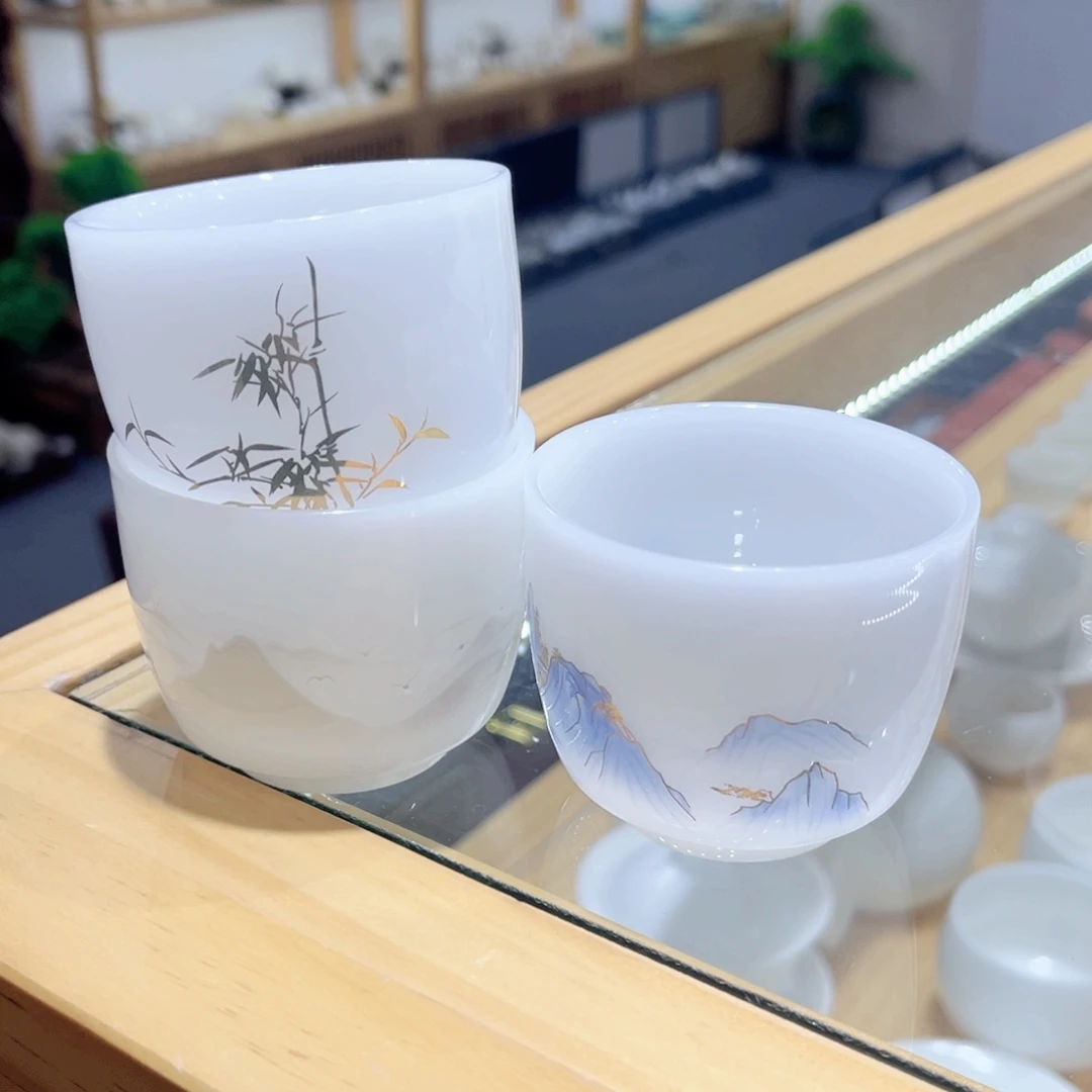 莫***醉陶瓷璞玉主人杯水墨山水2个➕金竹2个➕万里河山2个